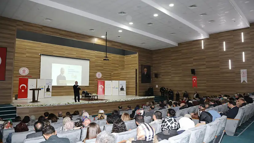 Bahadır Yenişehirlioğlu Vanlılarla buluştu