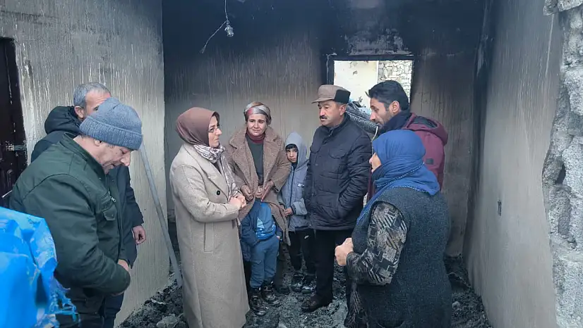 Başkale Belediyesi'nden Yangın Mağduru Aileye Destek