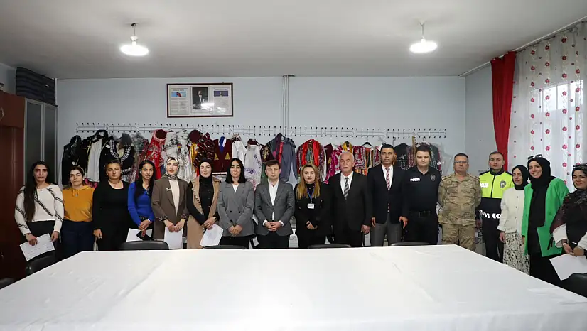 Başkale'de pastacılık kursu sona erdi