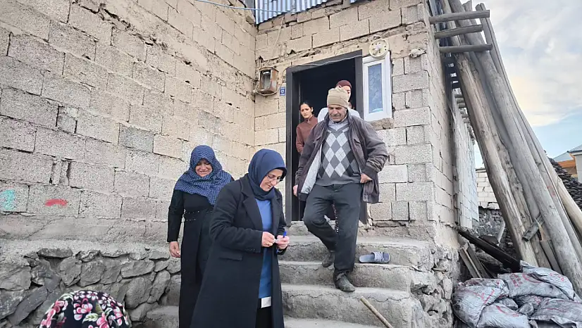 Böğrüpek Mahallesi'ndeki yangın mağdurlarına ziyaret