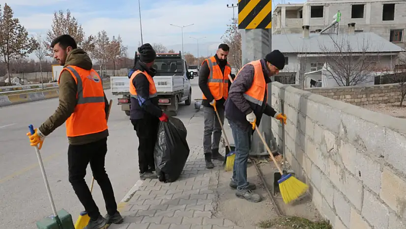 Büyükşehir'den kapsamlı temizlik çalışması
