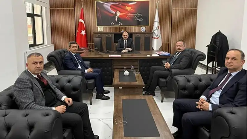 Çandıroğlu'ndan Tuşba İlçe Millî Eğitim Müdürlüğüne ziyaret