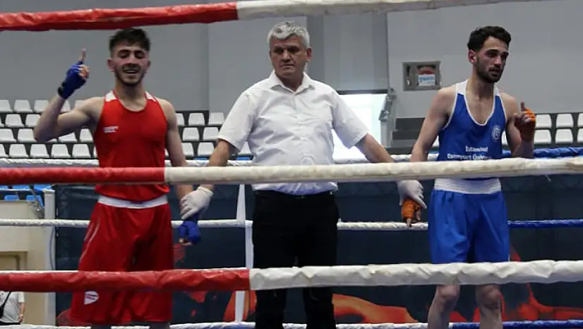Doğukan Erim Türkiye Boks Şampiyonası'nda üst tura yükseldi