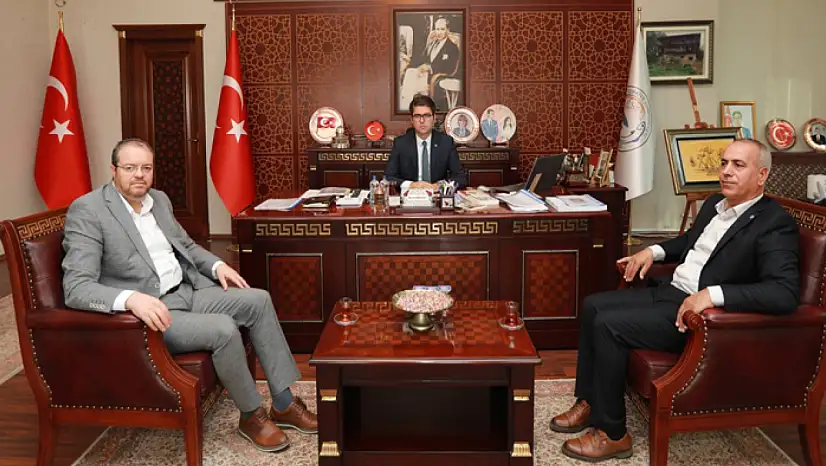 Eğitim-Bir-Sen'den Karaloğlu'na ziyaret