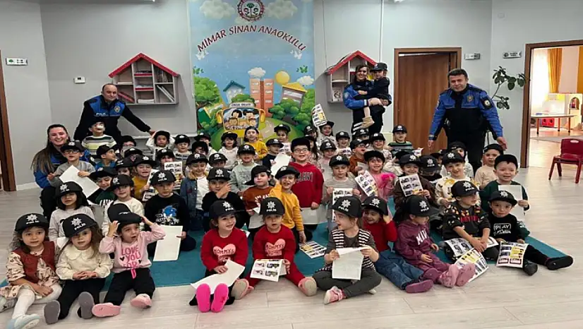 Emniyetten çocuklara güvenlik eğitimi