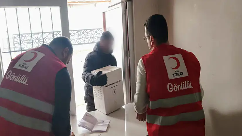 Erciş'te ihtiyaç sahiplerine gıda desteği