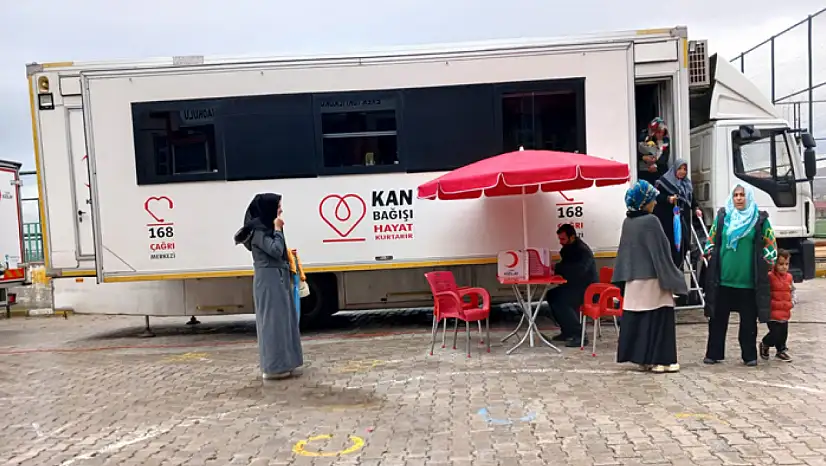 Erek TOKİ İlk ve Ortaokulu'nda kan bağışı