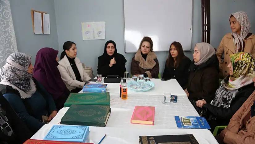 Erken yaşta evliliğe karşı bilinçlendirme çalışmaları sürüyor