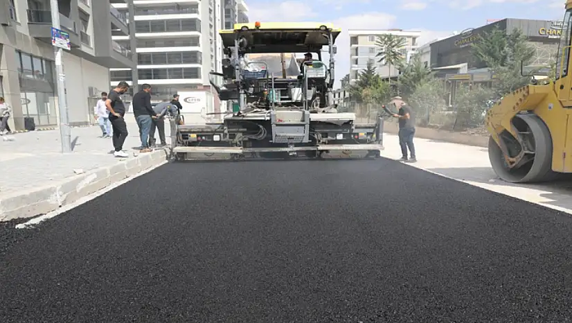 İpekyolu Belediyesi asfalt çalışmalarını hızlandırdı