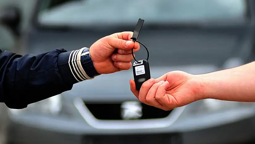 İpekyolu Sosyal Yardımlaşma Vakfı iki araç satıyor