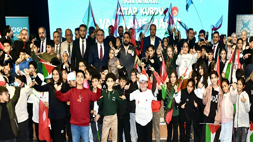 Kitap Kurdu Lansmanı yapıldı