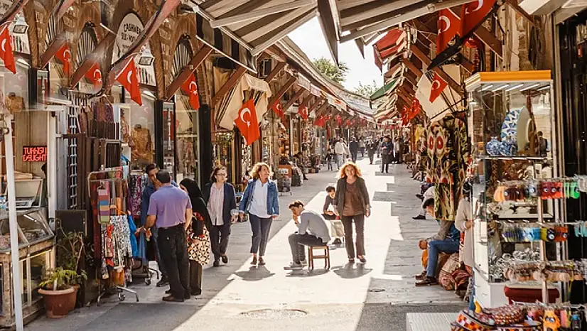 Mısır Çarşısı yıkılıyor, yerine arasta çarşı yapılıyor