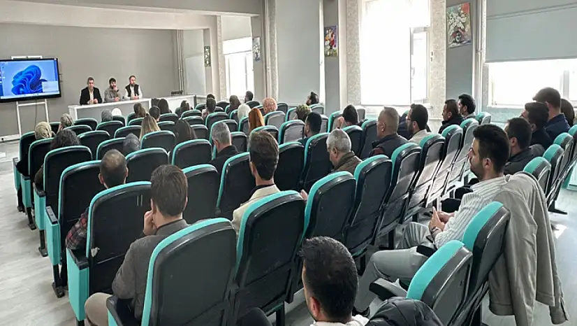 Müdür Demir, Okul TÜBİTAK Koordinatörleri ile toplantı düzenledi