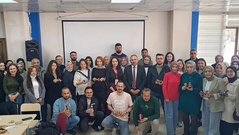 Muradiye'de öğretmenlere yönelik STEM çalıştayı düzenlendi