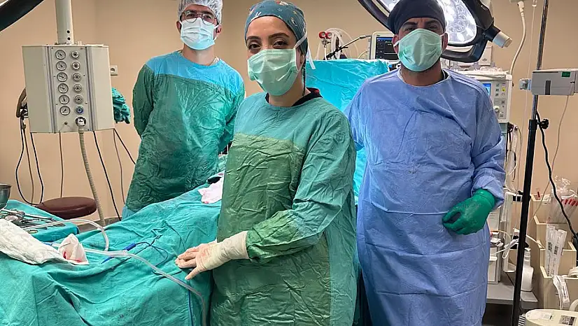 Muradiye Devlet Hastanesinde ilk: Başarılı Subtotal Kolektomi ameliyatı