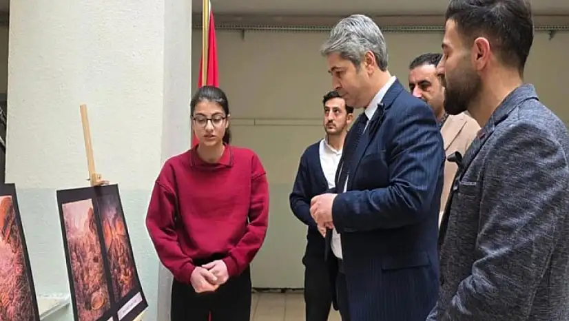 Özalp'ta deprem şehitleri dualarla anıldı