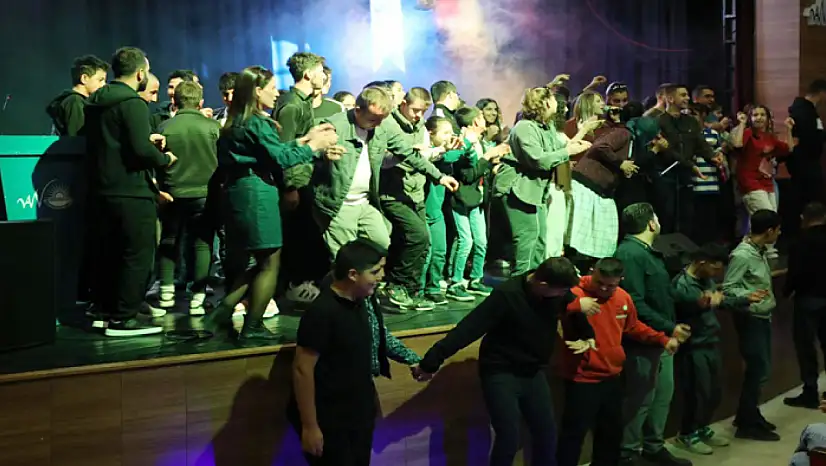 Özel gereksinimli çocuklar gönüllerince eğlendi