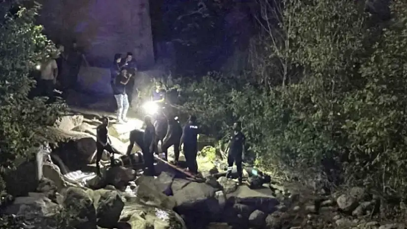 Şarjlı bisiklet köprüden uçtu: 1 ölü, 1 yaralı