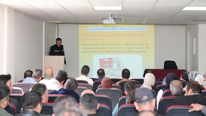 Servis şoförleri ve rehber personellerine iş sağlığı ve güvenliği eğitimi