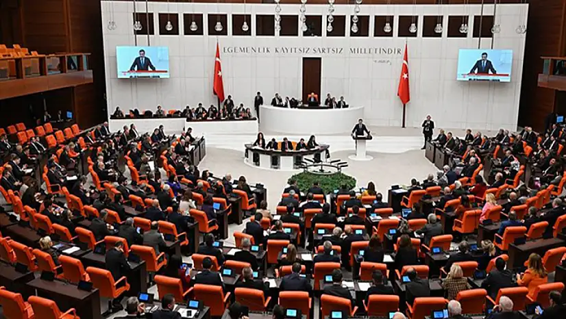 TSK unsurlarının 2 yıl daha Libya'da görev yapması onaylandı