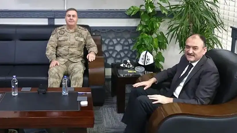 Tuğgeneral Avkıran'dan Milli Eğitim Müdürü Çandıroğlu'na ziyaret
