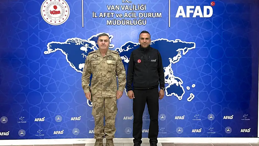 Tuğgeneral Mücahit Avkıran'dan AFAD İl Müdürlüğü'ne ziyaret