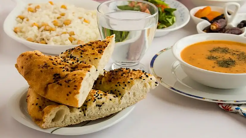 Uzmanından iftar ve sahurda beslenme uyarısı