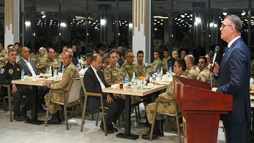 Vali Balcı, güvenlik korucularıyla iftar açtı