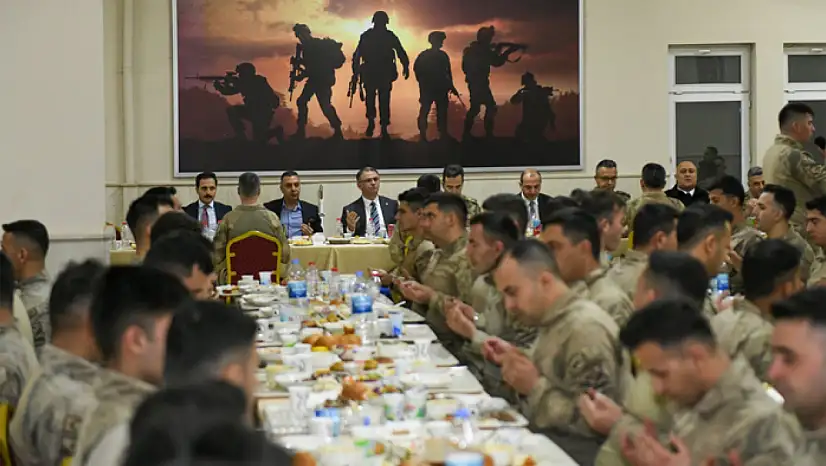 Vali Balcı jandarma personeliyle iftar açtı
