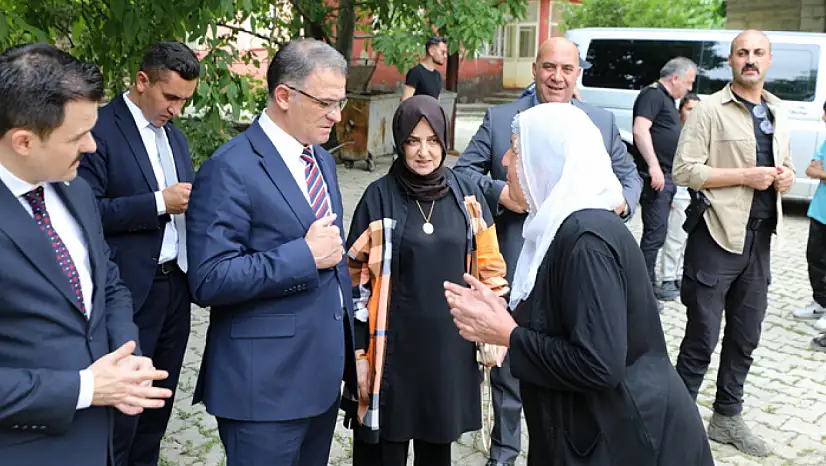 Vali Balcı ve Orhan'dan Bahçesaray'a ziyaret