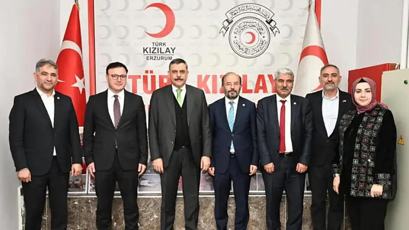 Vali Çiftçi'den Kızılay'a ziyaret