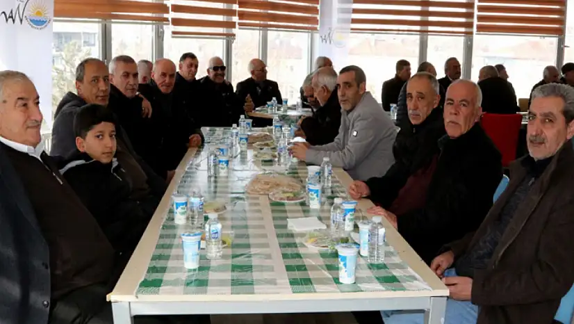 Van Büyükşehir Belediyesi'nden yaşlılara moral dolu etkinlik