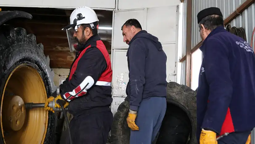 Van Büyükşehir'den araç filosuna tam destek