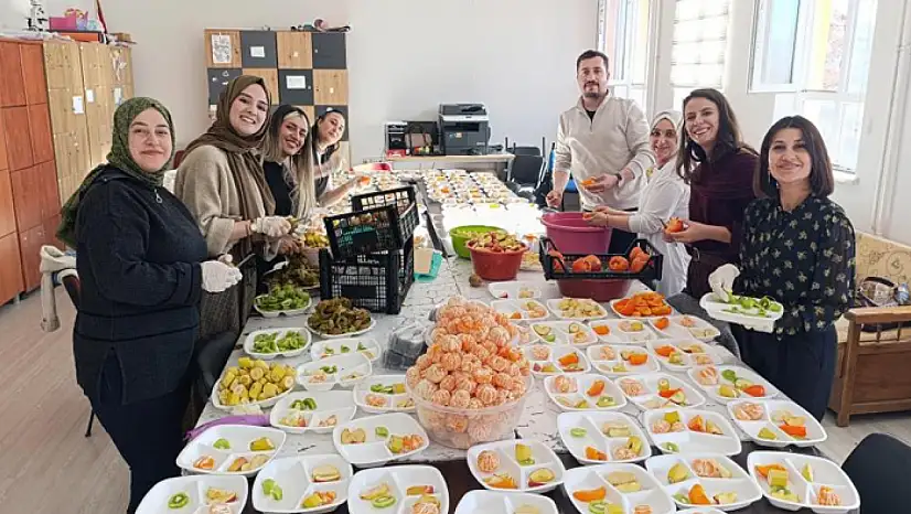 Van'da 3. meyve şenliği düzenlendi