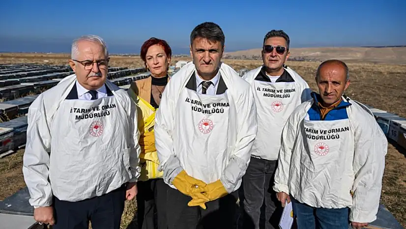 Van'da altın madalyalı bal üreticisine ziyaret
