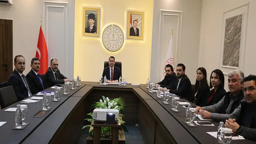 Van'da eğitim ve sağlık projeleri masaya yatırıldı