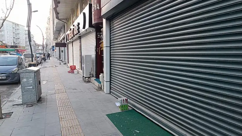 Van'da elektrik kesintisi esnafı mağdur etti