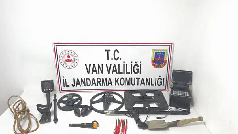 Van'da kaçak kazı yapan 3 kişi yakalandı