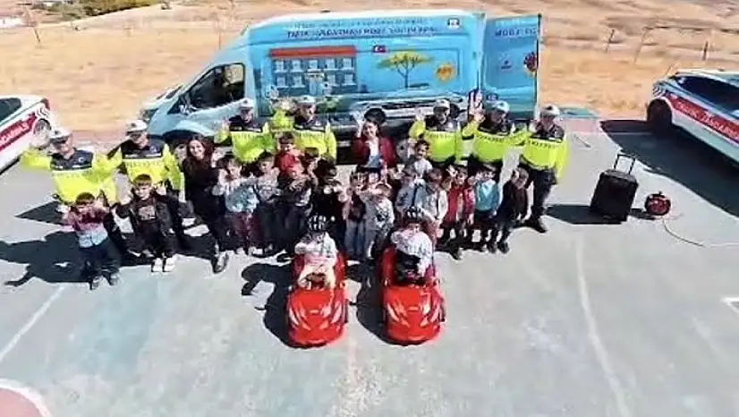 Van'da öğrencilere uygulamalı trafik eğitimi
