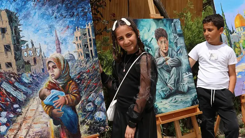 Vanlı öğrencilerden Filistinli çocuklar yararına resim sergisi