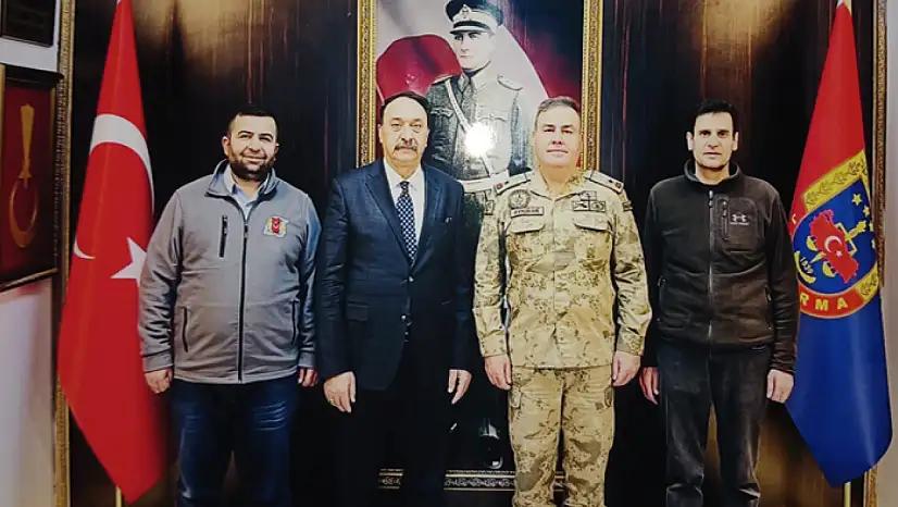 Vansesi Gazetesi'nden Tuğgeneral Avkıran'a ziyaret