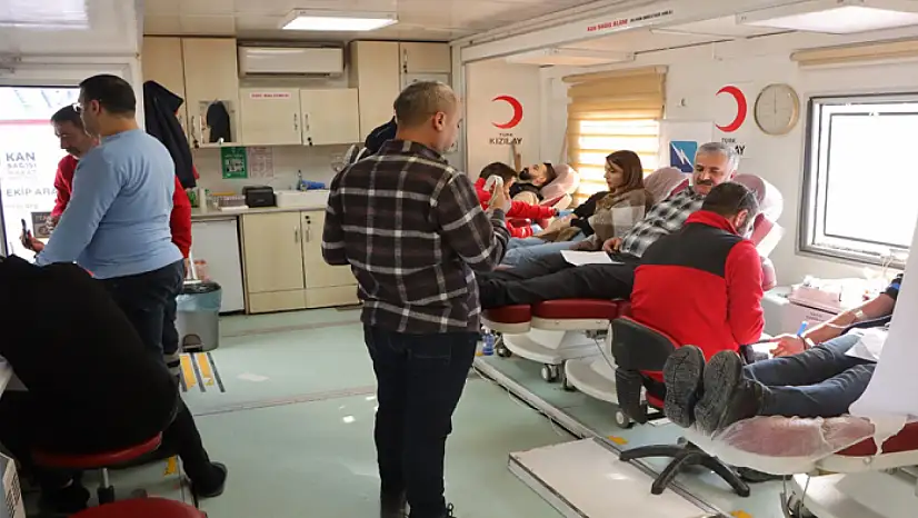 VEDAŞ çalışanlarından kan bağışına destek