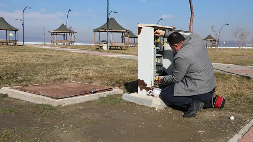 15 Temmuz Parkı'ndaki elektrik panoları elden geçirildi
