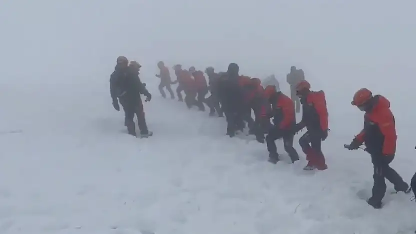 AFAD Van koordinesinde çığda arama kurtarma eğitimi tamamlandı