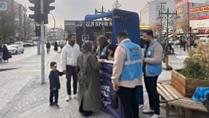 AK Parti Gençlik Kolları Van İl Başkanlığı'ndan üye çalışması