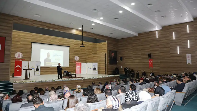 Bahadır Yenişehirlioğlu Vanlılarla buluştu