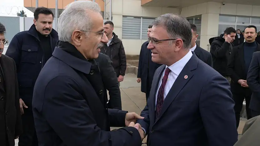 Bakan Uraloğlu Van'da