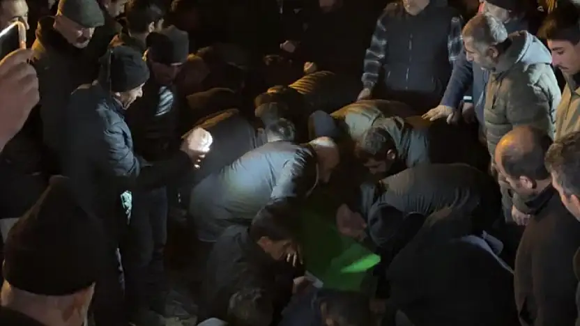 Baraja uçan araçta hayatını kaybeden genç toprağa verildi