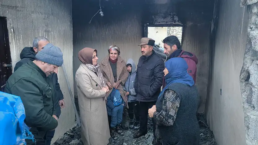 Başkale Belediyesi'nden Yangın Mağduru Aileye Destek