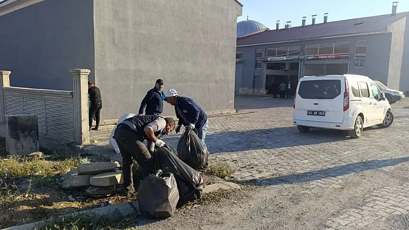Başkale Sanayi Bölgesi'nde kapsamlı temizlik çalışması